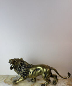 LION/ antik
